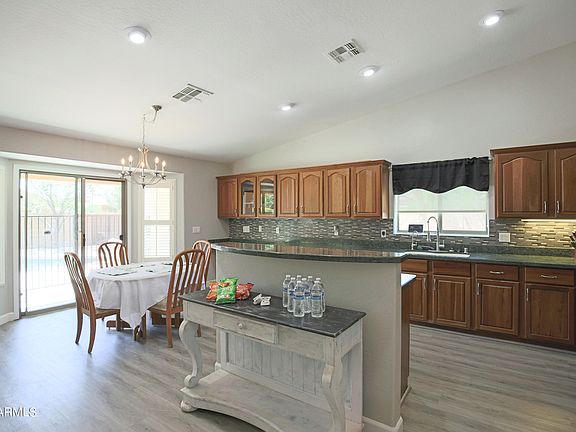 3rd image of 15859 N 182nd Avenue