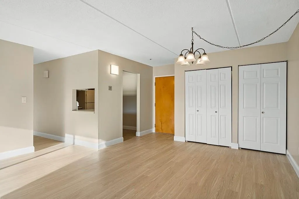 2 bed, 1095 sqft, $2,800 — Photo 3