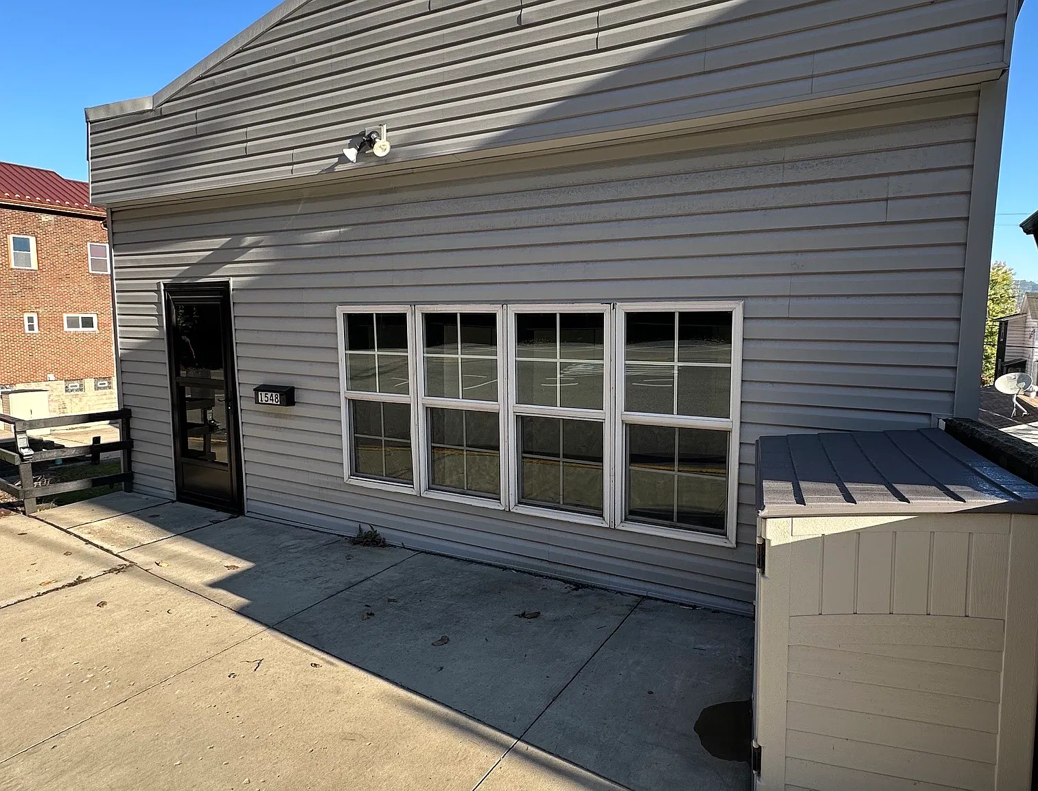 2 bed, $1,400 — Photo 2