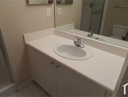 2 bed, 1050 sqft, $1,900 — Photo 4