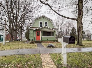 7163 Bronson St SE, Ada, MI 49301