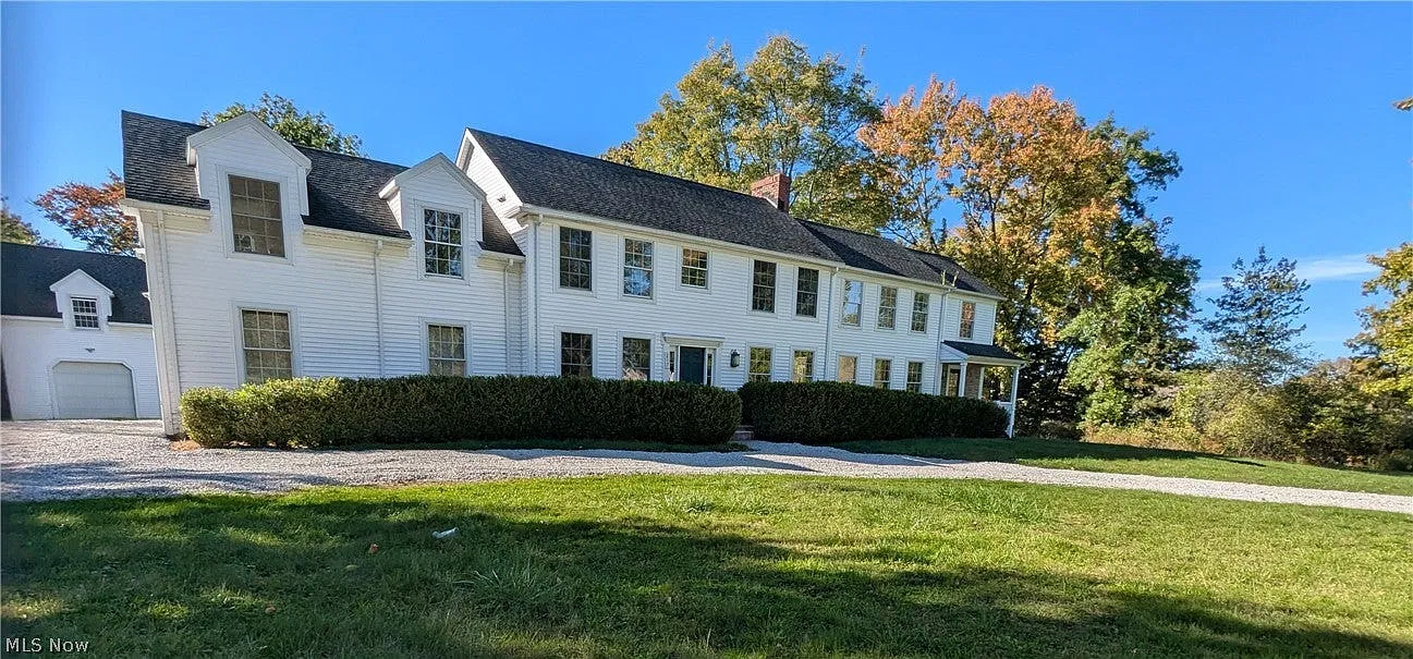 5 bed, 3.5 bath, 3474 sqft, $3,900 — Photo 1
