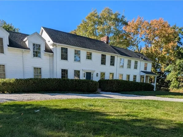 217 Eggleston Rd, Aurora, OH 44202