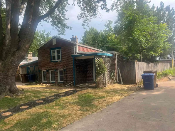 729 Carver Ln, Menasha, WI 54952