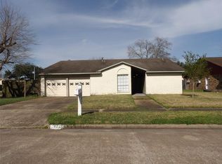 401 Strey Ct, Deer Park, TX 77536