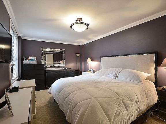 4th image of 30 E 9th St APT 3MM