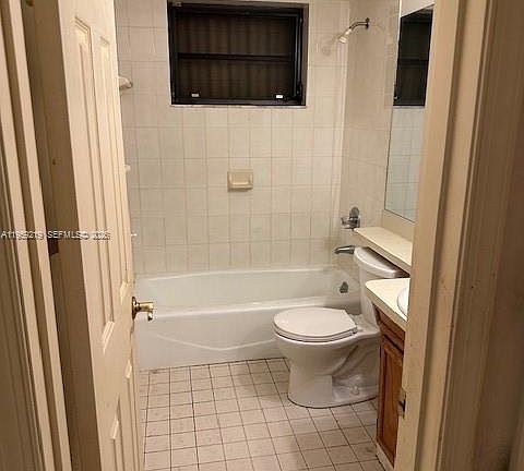 5th image of 8932 Ridgeland Dr