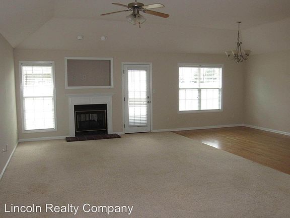 2nd image of 4413 Summer Hill Pl