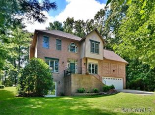 31 Weston Heights Dr, Asheville, NC 28803