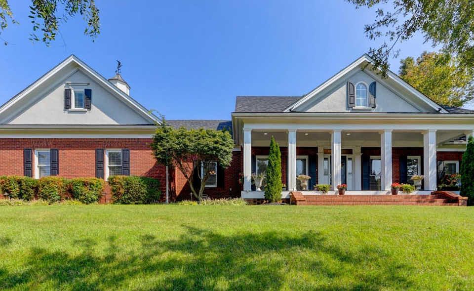 1st image of 800 Prince George Parish Dr