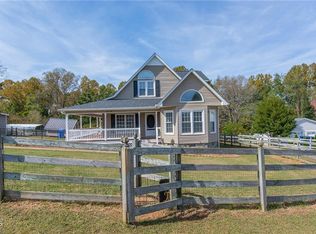 5714 Rolling Meadows Rd, Randleman, NC 27317
