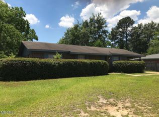 2526 Tandy Dr, Gulfport, MS 39503