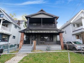 11903 Fairport Ave, Cleveland, OH