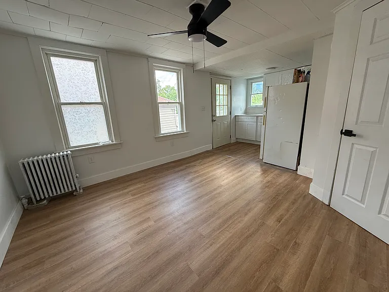 1102 Taylor Ave #4 — Photo 6