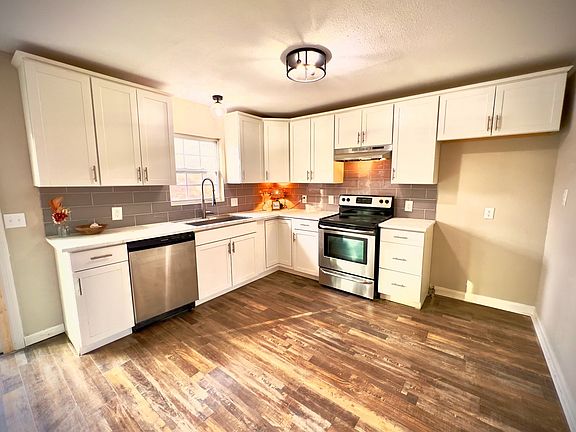 5th image of 314 Hidden Valley Cir