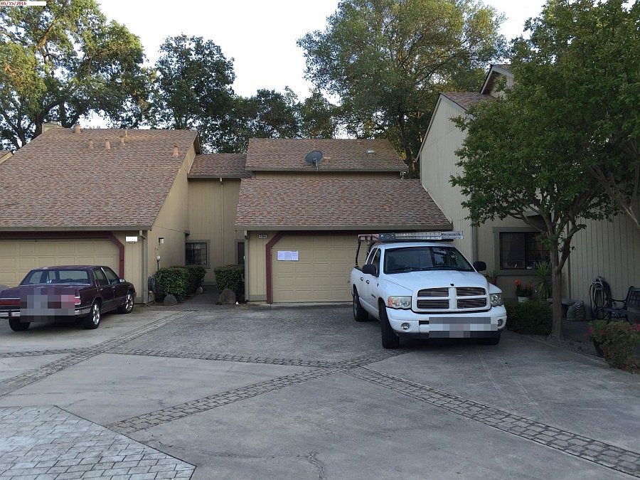 1st image of 4964 King Arthur Pl