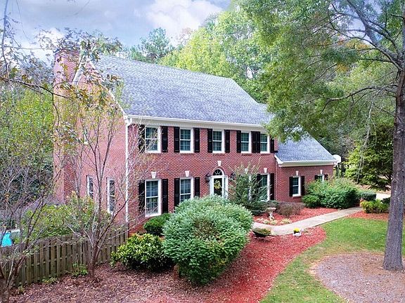 4th image of 6063 Camelia Dr