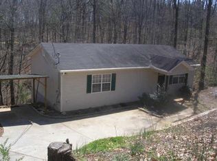 2318 Sportsman Club Rd, Gainesville, GA 30501