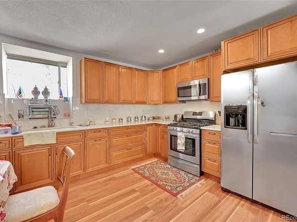 aurora-colorado-13019112 picture