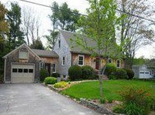 3 Mallett Dr, Topsham, ME 04086