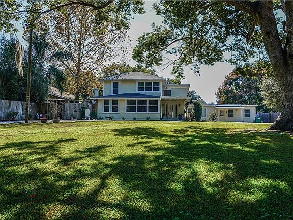 5th image of 520 W Mirror Lake Dr