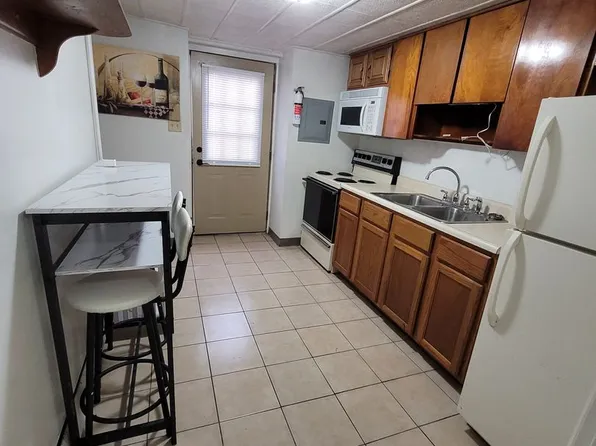 1775 Euclid Drive, 1775 Euclid Dr APT 8, Lancaster, PA 17601