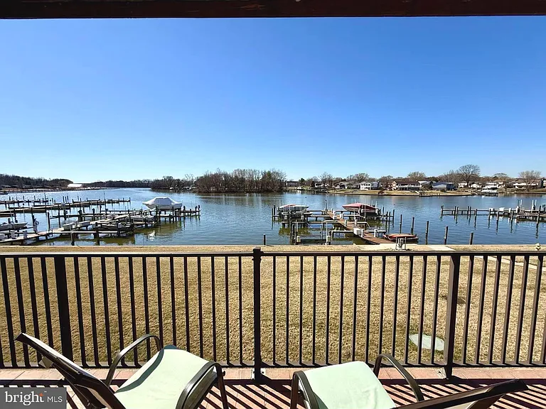532 Riviera Dr #B — Photo 39