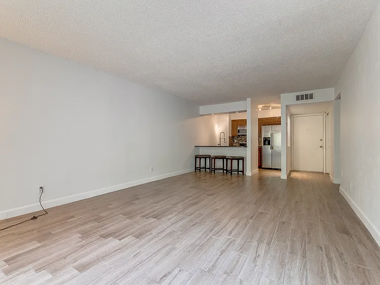 4851 Cedar Springs Rd #190 — Photo 6