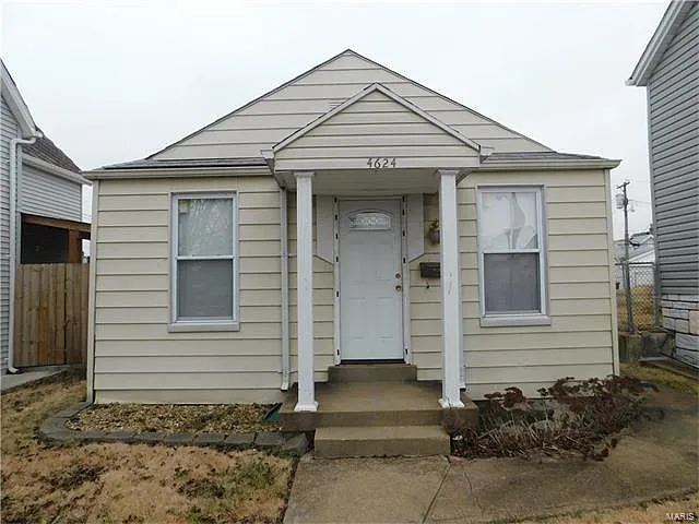 4624 Varrelmann Ave photo 1