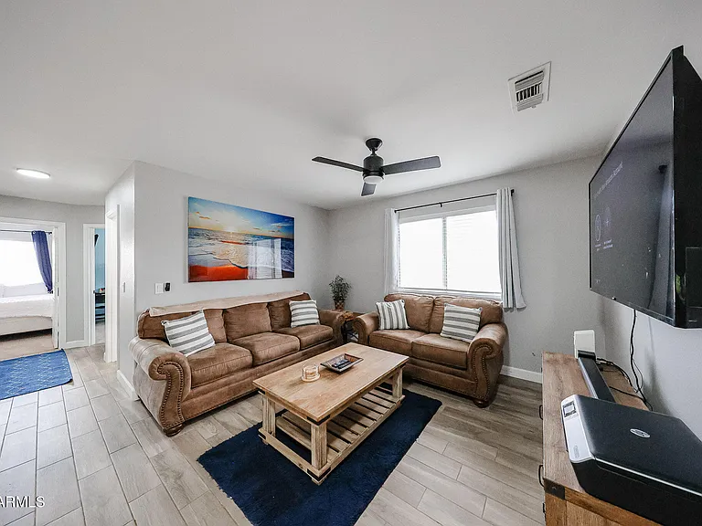 3902 E Rosemonte Dr — Photo 26