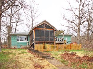 449 Robin Hood Ln, Roach, MO 65787