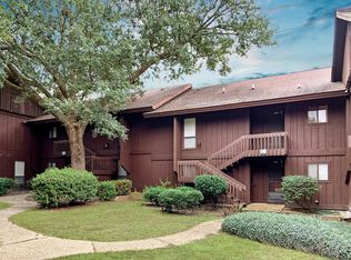 127 Molokai Vlg #G, Diamondhead, MS 39525