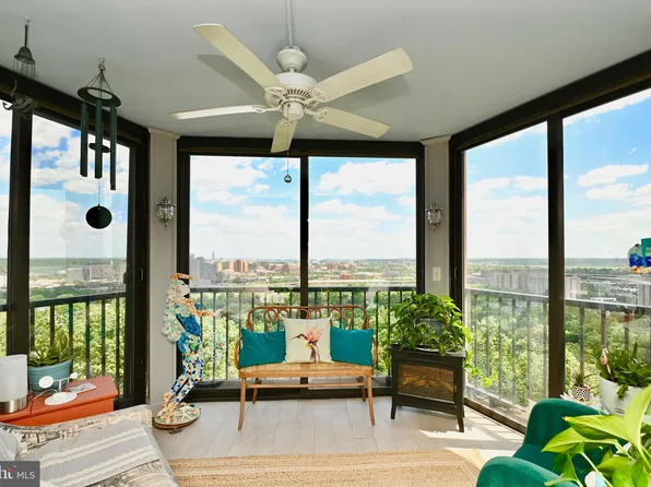 5901 Mount Eagle Dr APT 1406, Alexandria, VA 22303
