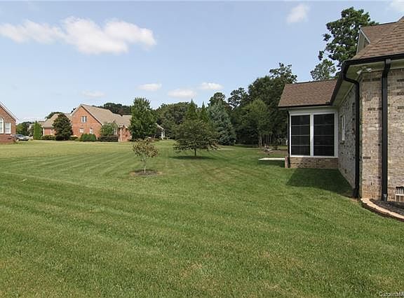 5th image of 2105 Virginia Ellen Ct