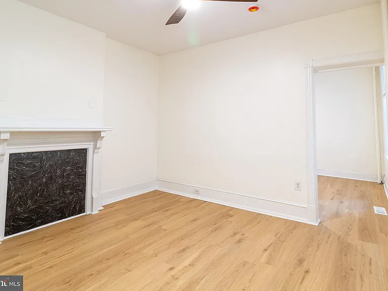 427 N Preston St #1 — Photo 2