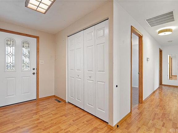 5th image of 134 Virginia Ave