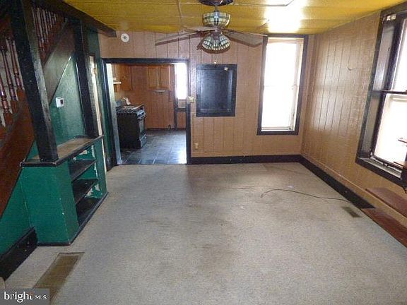 5th image of 69 Westside Ave