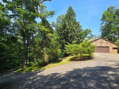 35 Grim Hollow Rd, Red Lion, PA, 17356