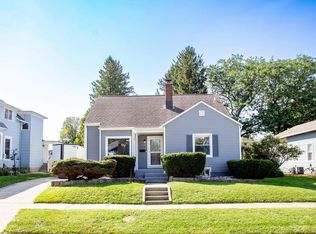 2410 11th St, Monroe, WI 53566