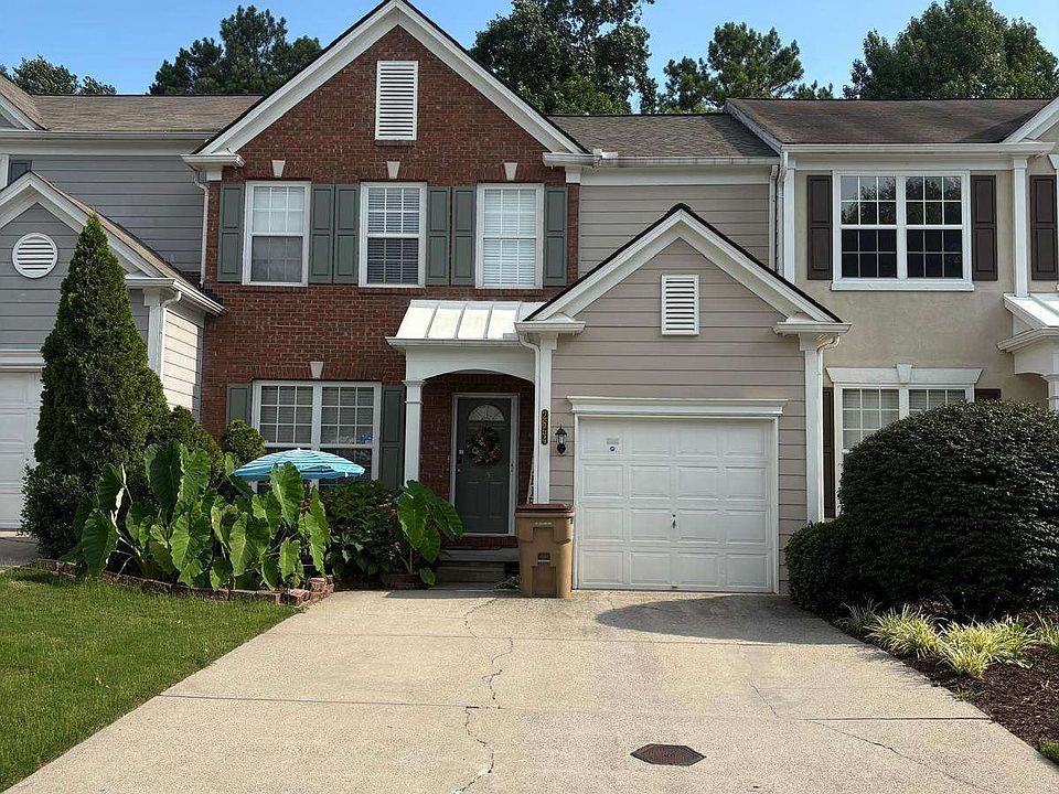 1st image of 2854 Commonwealth Cir