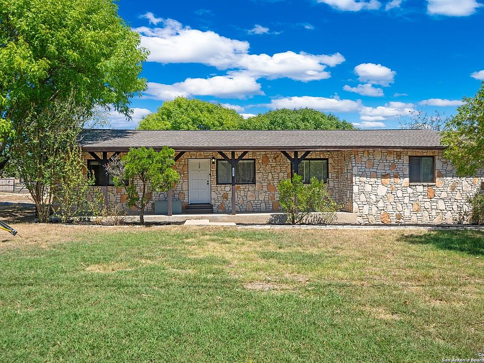 1st image of 139 Forest Circle