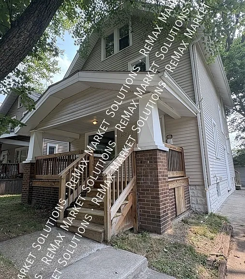 1343 Manchester Rd — Photo 1