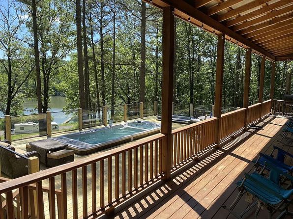 373 County Road 3198