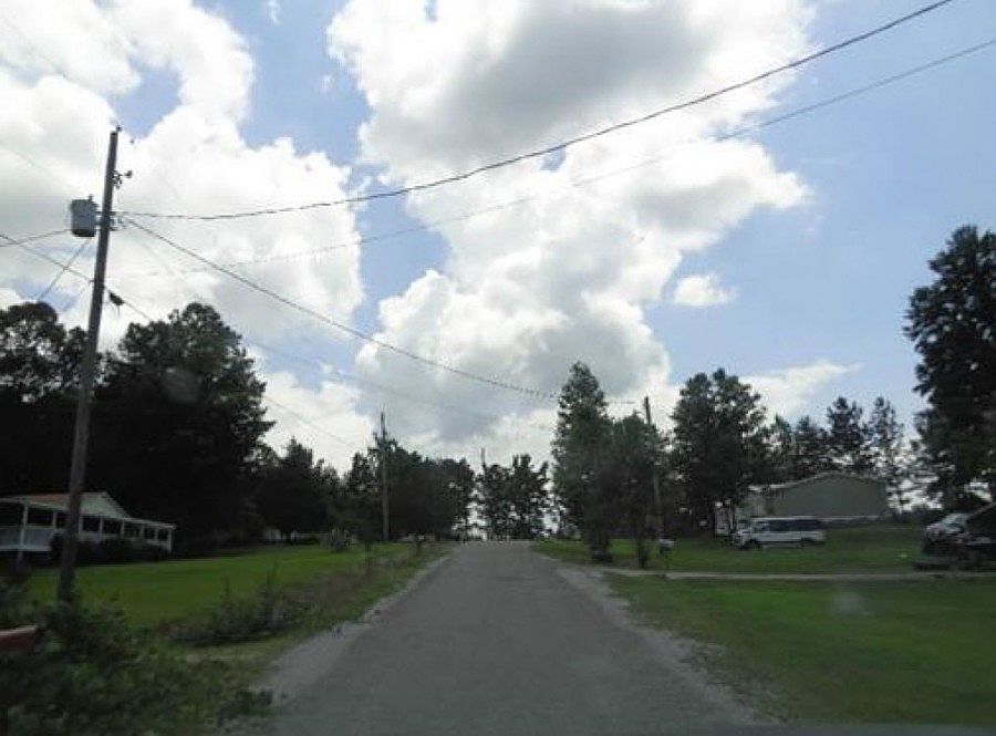 2nd image of 15 Poplar Level Rd