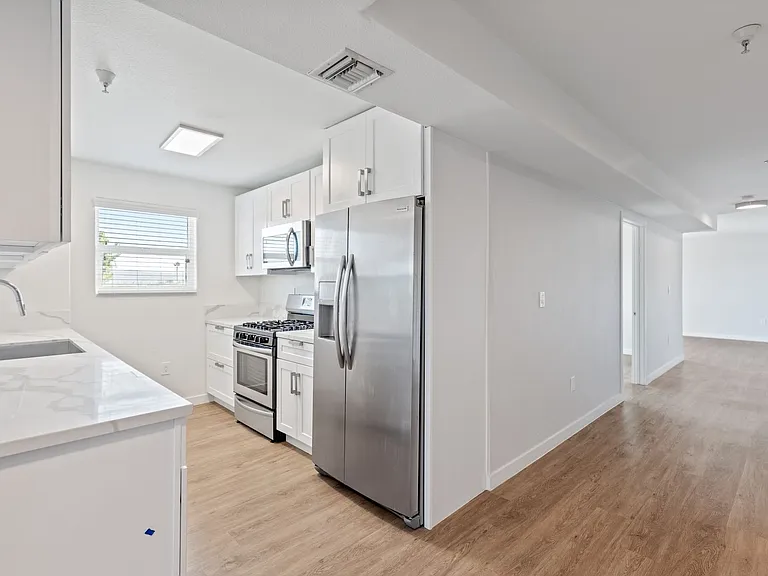 18425 Malden — Photo 53