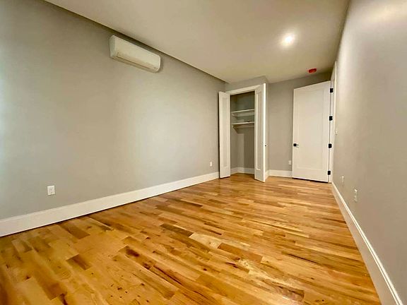 4th image of 245 Sullivan Pl APT A4