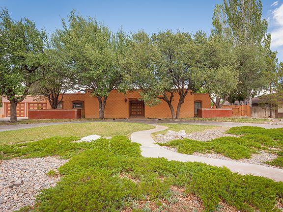 3rd image of 1403 Latigo Ln