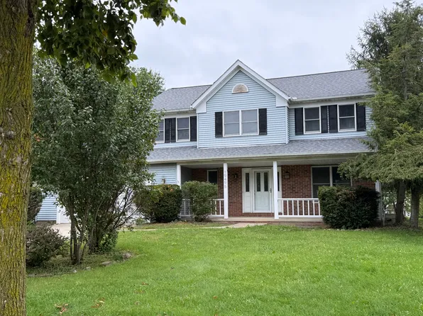 19496 Winding Trl, Strongsville, OH 44149