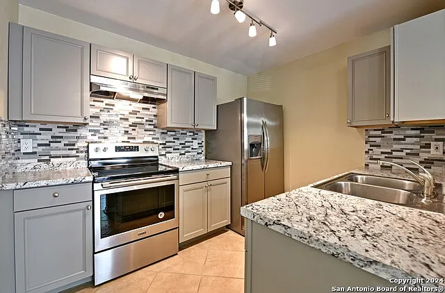 3402 Ridge Ash — Photo 24