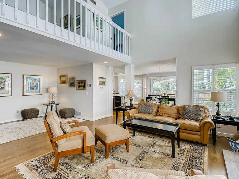 8269 S Gaylord Cir — Photo 2